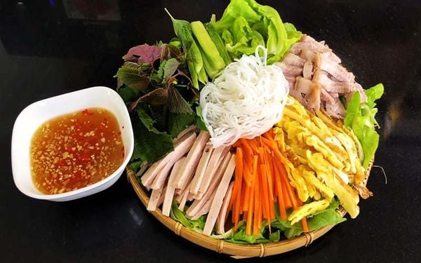 Hướng dẫn làm gỏi cuốn thập cẩm cực ngon tại nhà