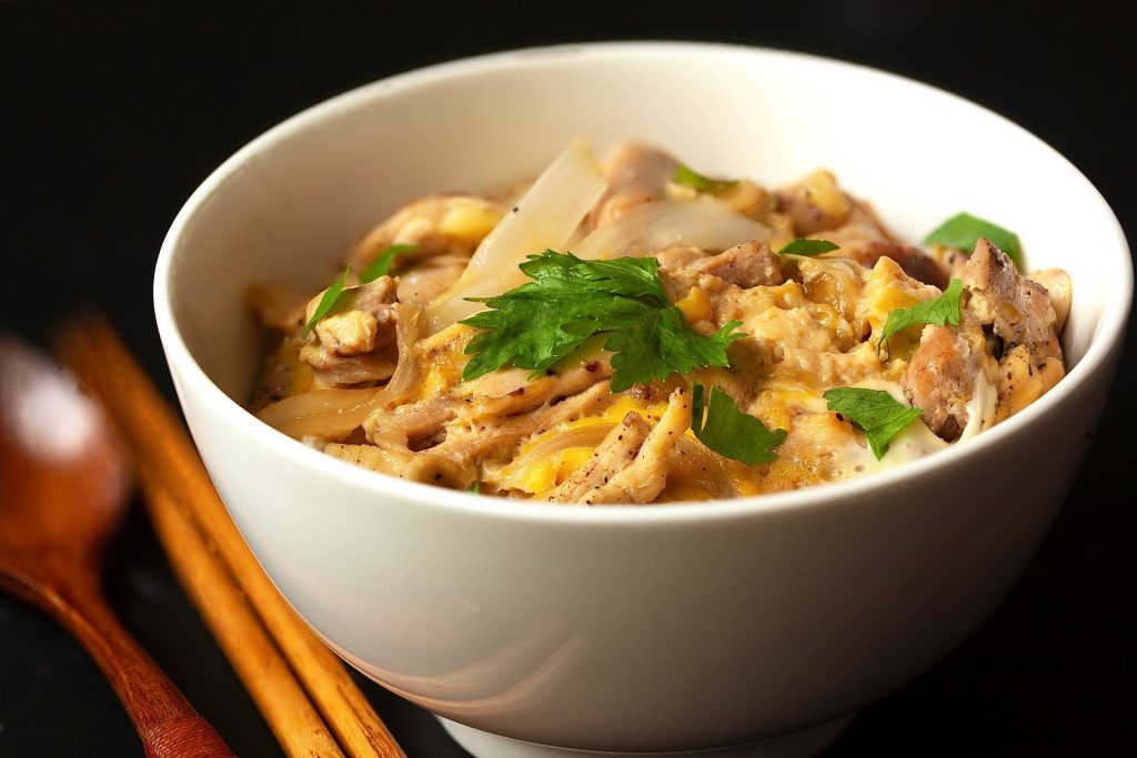 Oyakodon – Cơm gà trứng hấp kiểu Nhật